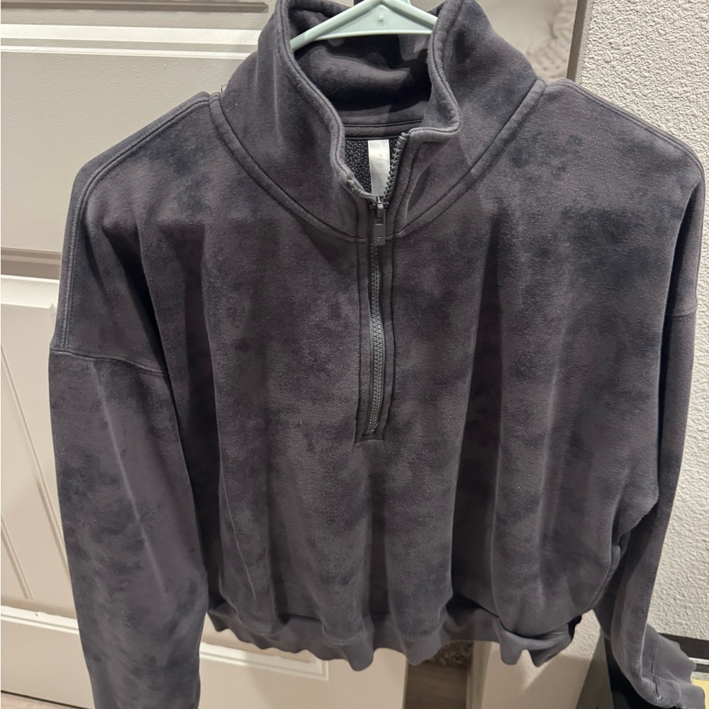 Gray Quarter-Zip Fleece Pullover